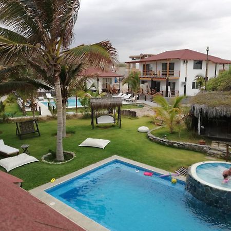 Hotel Villa Sirena Vichayito Dış mekan fotoğraf
